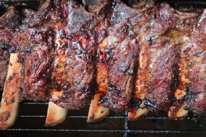 How to Grill Beef Ribs on a Gas Grill