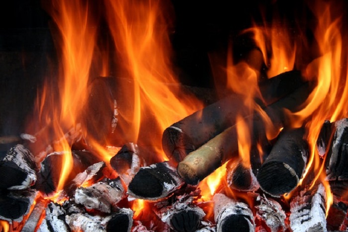 How Long Does Charcoal Burn